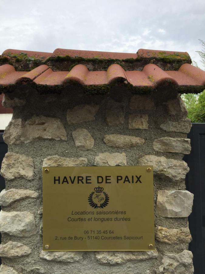 Un Havre De Paix Appartement Courcelles-Sapicourt Buitenkant foto